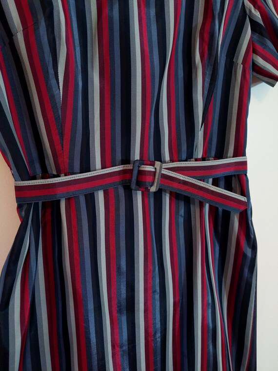 Classy Vintage 50s 60s Black Gray Red Stripe Taff… - image 4