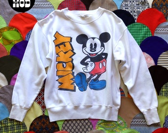 Cute & Cozy Vintage 80s 90s White Mickey Mouse Sweatshirt