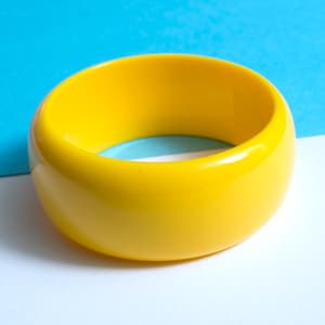 Happy Chunky Vintage effen gele armband jaren 60 70 80