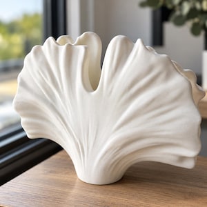 Vase in muschelform
