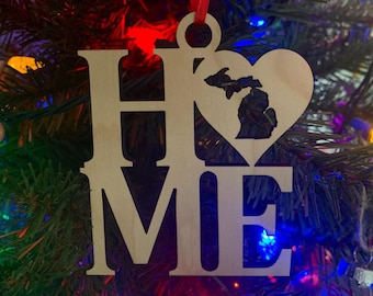 Michigan Home Ornament: Birch Wood State Heart Cutout