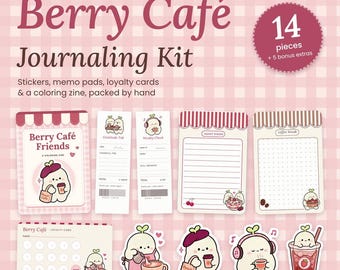 Könnte beinhalten: Ein Berry Café Journaling-Set mit 14 Teilen und 5 Bonus-Extras. Es enthält ein Malheft, Notizblöcke, Treuekarten und Aufkleber mit niedlichen Charakterillustrationen in den Farben Rosa, Weiß und Kastanienbraun auf kariertem Grund.