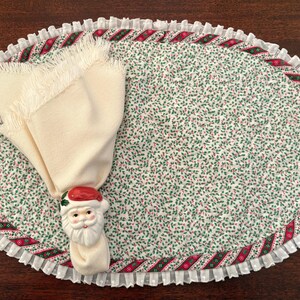 Holiday Placemats - Set of Six, Quilted and Reversible image 2
