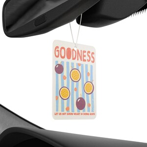 Pop Art Car Accessory Retro Air Freshener Citrus Black Ice Fruit Scent Hanging Rearview Mirror Vintage Automobile Styling Cheerful Goodness Pattern Interior Gift Present Mood Lifting Fragrance Nostalgic Energy Vehicle Enhancement Drive