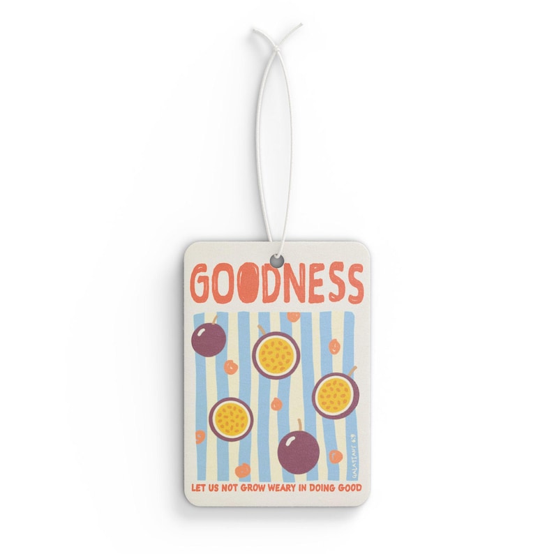 Retro Car Air Freshener Citrus Scent Black Ice Fruit Fragrance Hanging Rearview Mirror Vintage Pop Art Design Goodness Pattern Cheerful Automobile Accessory Interior Styling Gift Present Mood Lifting Aromatherapy Vehicle Enhancement
