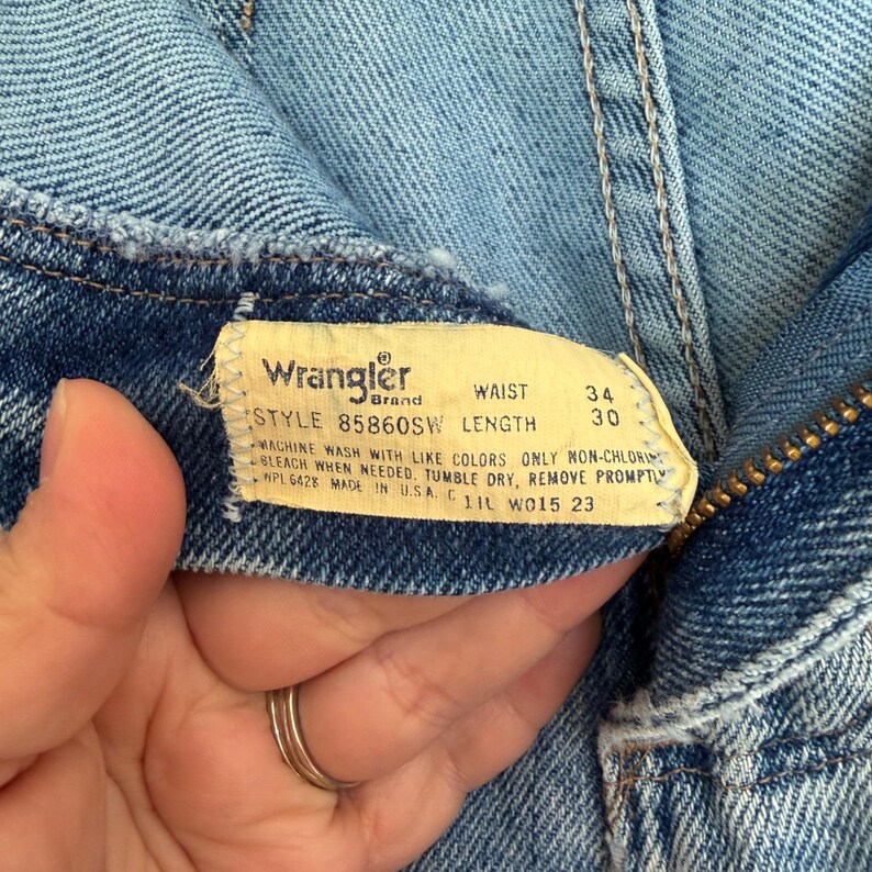 Vintage 70s Wrangler American Hero Jeans Light Wash Distressed 85860SW 34x30 USA image 9