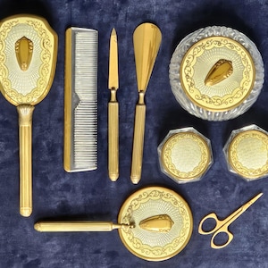 1930s Art Deco 9 Piece Vanity Set