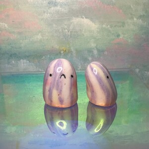 Tiny Ghost Decor Wallpaper V1
