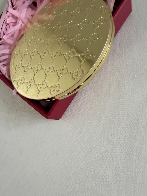 Gucci Gold Compact Mirror – Dual Sided Luxury Travel Accessory - Etsy