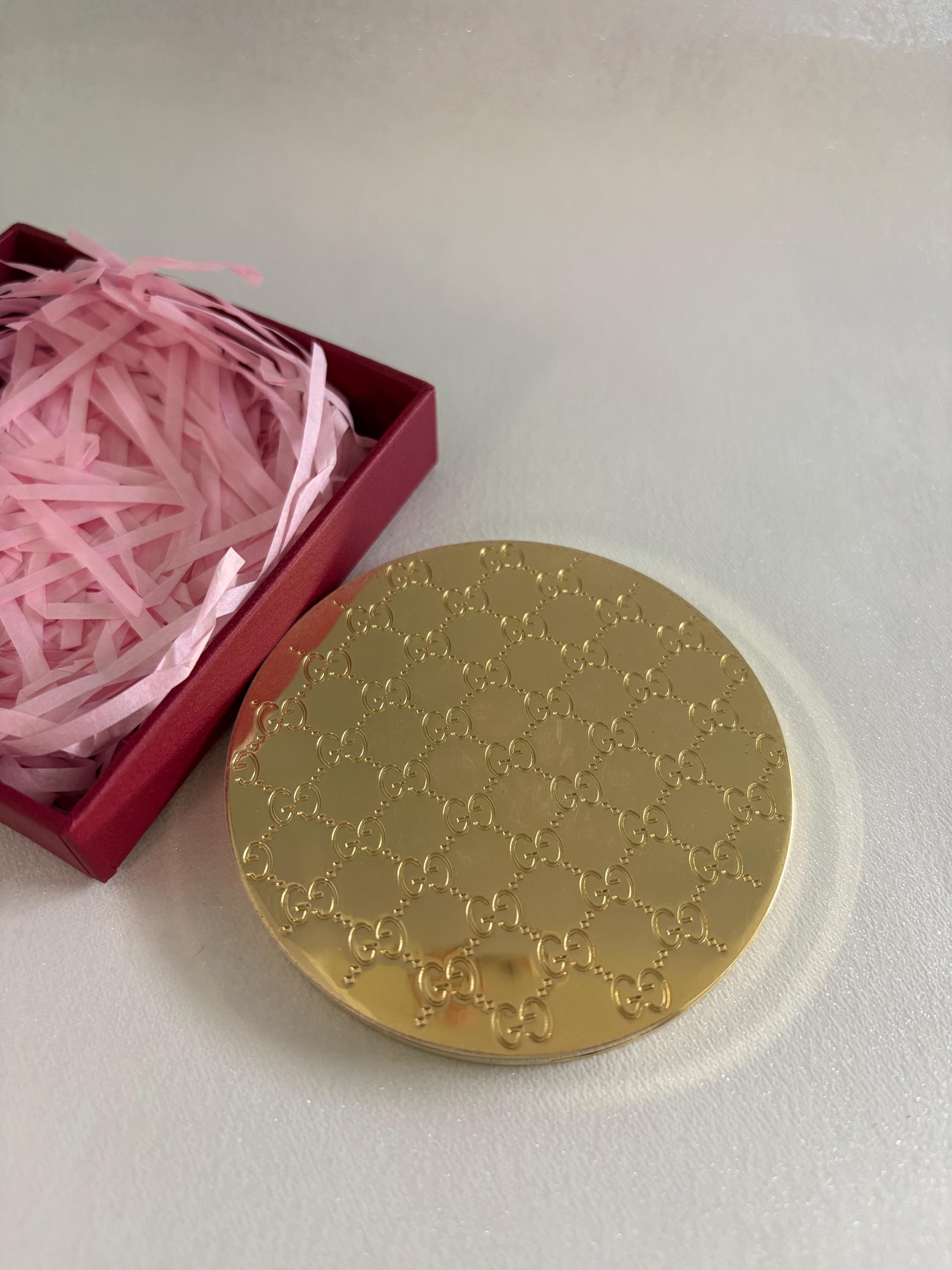 Gucci Gold Compact Mirror – Dual Sided Luxury Travel Accessory - Etsy