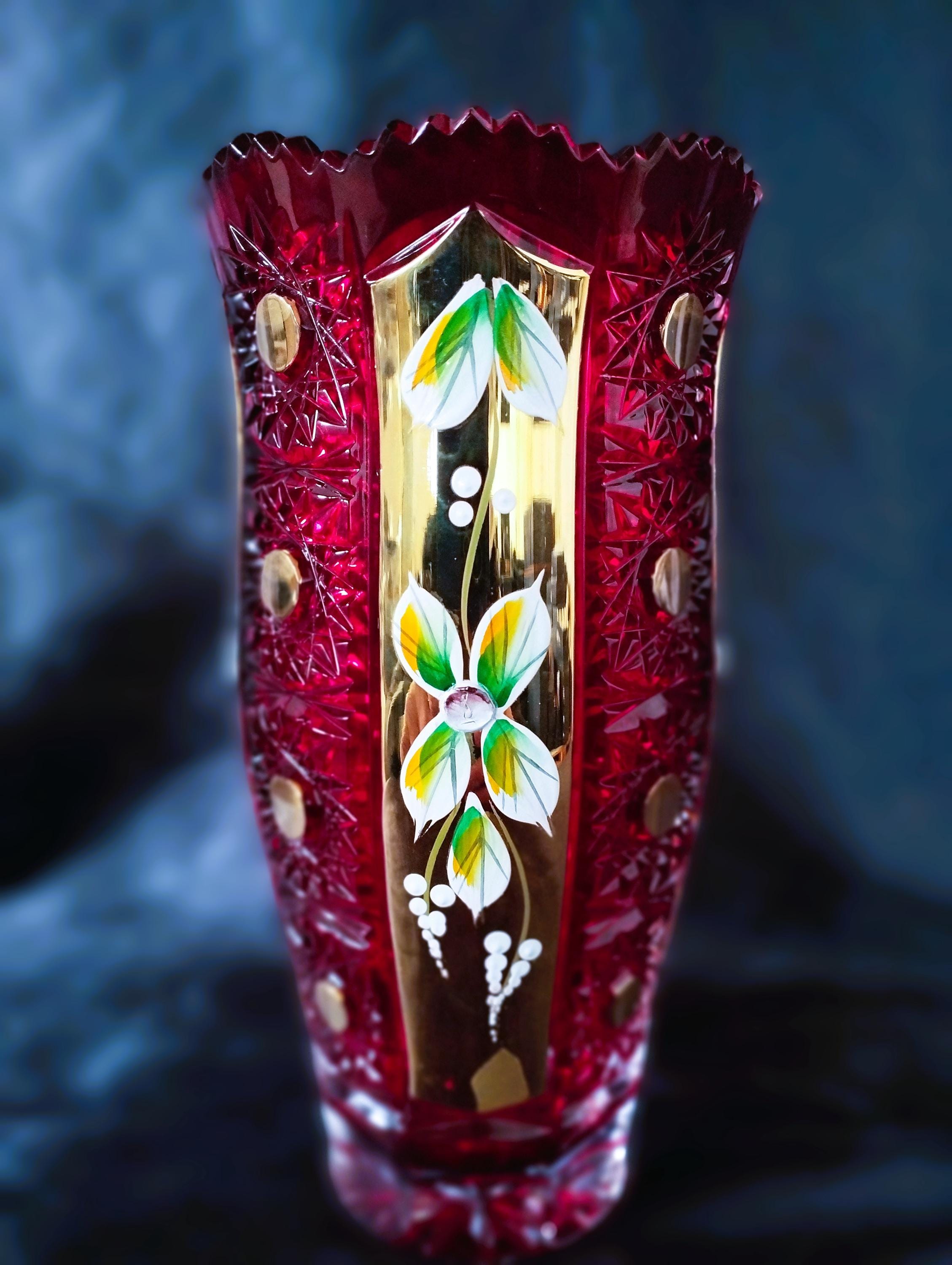 チェコボヘミアクリスタルガラス - カットクリスタルレッド花瓶 21 cm