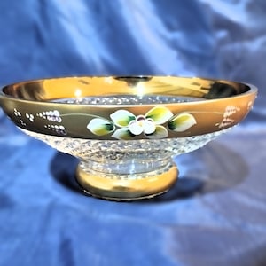 Cuenco de cristal checo tallado de 21 cm de oro y esmalte.