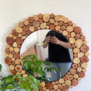 RuRustic Wood Slice Round Mirror – Natural Wall Decor for Entryway, Bathroom | 60cm | LocMoc
