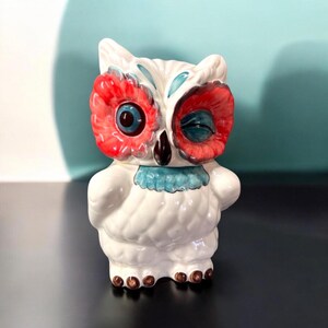 Tarro de cerámica para galletas con forma de búho guiñando un ojo, de Anthropologie, 28 x 20 cm (11 x 8 pulgadas), nuevo. imagen 2