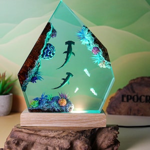 SA05 Hammerhead Shark Resin Lamp Ocean Night Light – Handmade Underwater Aquarium Decor – Unique Gift for Sea Life & Ocean Lovers