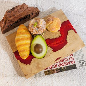 TH03 Unique Resin - Wood Cutting Board | Artistic Epoxy Serving Tray | Handcrafted Kitchen Decor & Gift