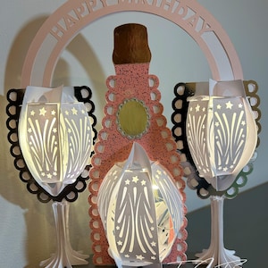 お祝いのボトルとグラスのランタン カード テンプレート TF0837。カッティング ファイル SVG、Silhouette Cameo、ScanNCut、Cricut。