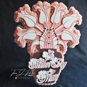 Tulip Vase Card, Cutting Files SVG, Silhouette Cameo, ScanNCut, Cricut