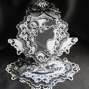 Lady Cavalletto Card