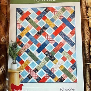 Cluck Cluck Sewによるテラスキルトパターン - ファットクォーター対応