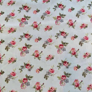 Petits brins de rose Penelope pervenche par Lakehouse Fabrics