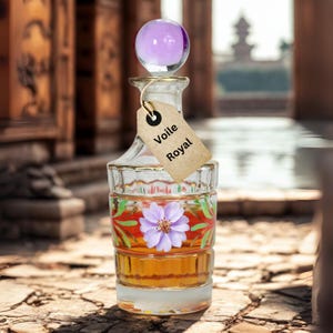 Royal Veil – Natural perfume oil with rose, oud & musk – Sacred aura and silent authority – Unisex