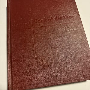 World Book Encyclopedia Yearbooks - Etsy