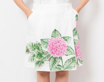 Hydrangea White Linen Skirt Upcycled Skirt Hand Painted Skirt Pleated Skirt with Pockets Floral Short Linen Skirt Hydrangea Print Size L