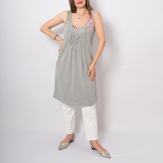 Floral Embroidered Dress Sleeveless Embroidered Tu