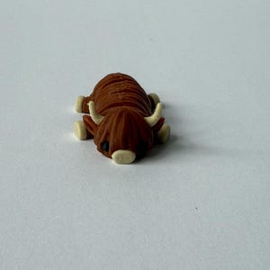 Cute 3D Printed Articulated Mini Pocket Pet Animal (Highland Cow) Flexi Toy - Sensory Toy - ADHD Fidget - Party Favors - Cute and Fun Design