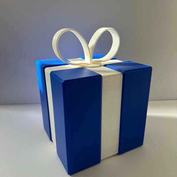 Caja de regalo extremadamente molesta impresa en 3D (120 tornillos) (volumen interior de 10 x 10 x 10 cm)