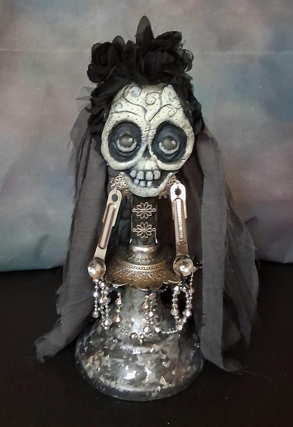 Halloween Skully with upcycled metal body handmade original by me