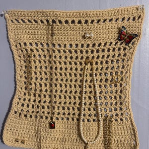 crochet jewelry hanger / decor / custom color