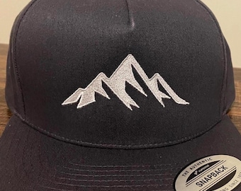 Broderad bergskeps, Snapback-hatt, vandringskeps i bomullstwill, justerbar