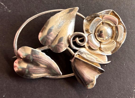 Vintage Art Nouveau Flower Brooch |Sterling Silver flower pin