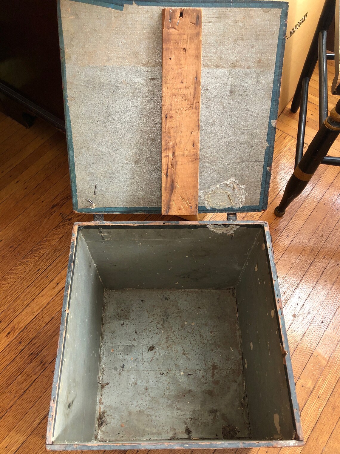 Antique Tea Crate With Lid Samuel Russell Wooden Export Crate Etsy