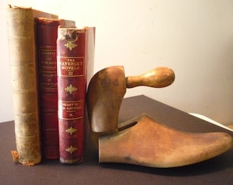 SALE Vintage Ladies Shoe Last or Mold - 1920 shoes - paper weight, book end, display object - left or right - costume - prop
