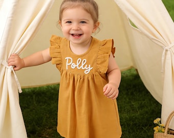Lniana sukienka z falbanką i bufiastymi rękawami dla dziewczynek, spersonalizowane sukienki dla dzieci, ręcznie haftowane ubranka dla maluchów z imionami, marszczona sukienka na rozbijanie tortu