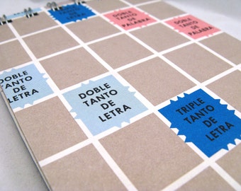 Spanish Scrabble board notepad - large