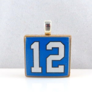 12 colgantes de Scrabble de los Seattle Seahawks - Orgullo del 12.º hombre