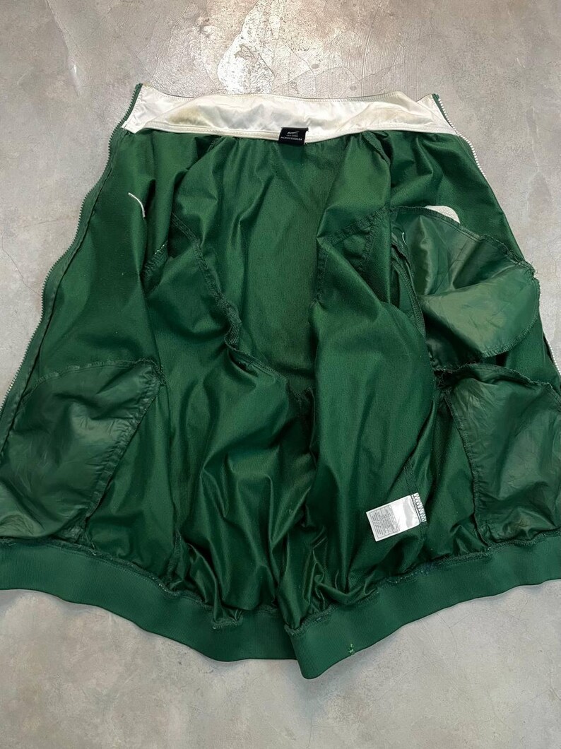 Vintage Nike Michigan State Spartans Windbreaker Green Y2K 2000s Streetwear Sportswear Fit L Jacket image 7