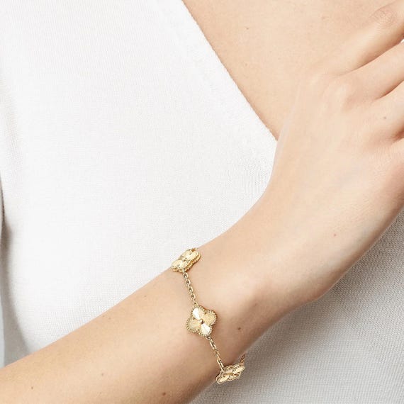 Gold Clover Bracelet – 18K Gold Plated, Dainty Four Leaf Clover Jewelry, Lucky Charm Gift