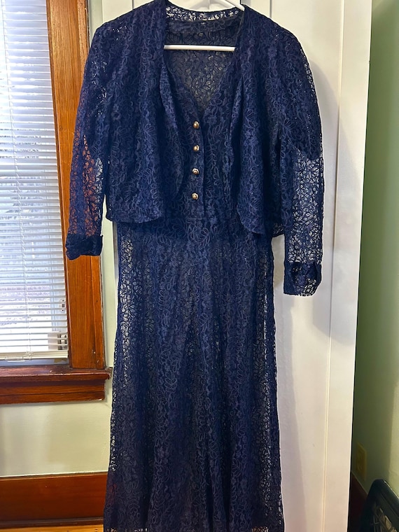 Quelle Veste Robe Et Veste Assortie Robe Fourreau Appliquée