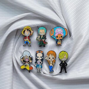 Strohoed bemanning karakter op anime geïnspireerde emaille pins Lot 7 x leuke grappige pins set