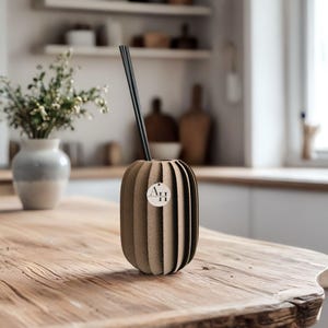 Duftvase LAMIA (12 cm) – Moderner Raumduft Reed Diffuser | Nachhaltige 3D-Druck Vase | Geschenkidee