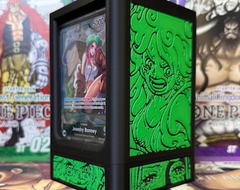 ¡Caja expositora para mazos OPTCG Jewelry Bonney con doble ventana y compartimento para dados!