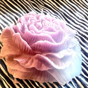 Lavender Large Peony Soy Wax Candle with Organic Eucalyptus oil