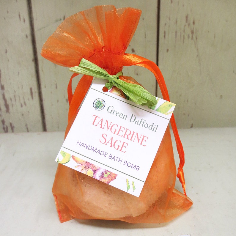 Oregano & Sage Bath Bomb main image 0