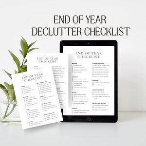Puede incluir: Una lista de verificación imprimible para deshacerte del desorden en tu hogar y tu vida al final del año. La lista de verificación está dividida en categorías como dormitorio, baño, cocina, armario, finanzas, mentalidad y hábitos, tecnología y vida digital, y bienestar y cuidado personal.