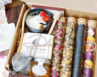 Confezione regalo di lusso per tè e cura di sé: miele, candela di soia, sapone di avena per la festa della mamma